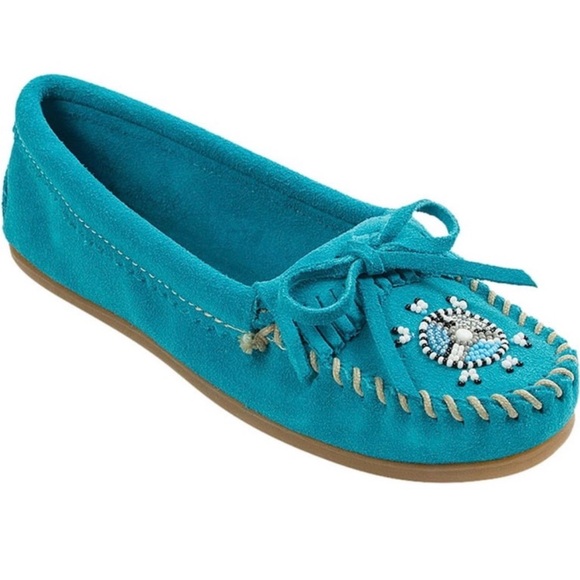 New Minnetonka Women's Me To We Maasai Moc Turquoise Suede and Beaded Size 8.5 - Picture 1 of 11